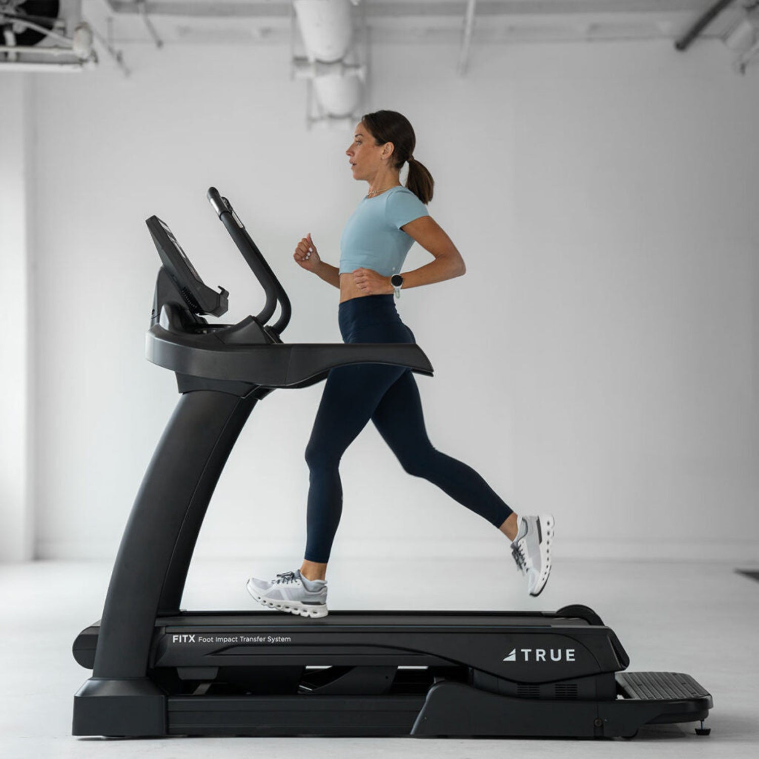 True Fitness Alpine Runner Incline Trainer Treadmill