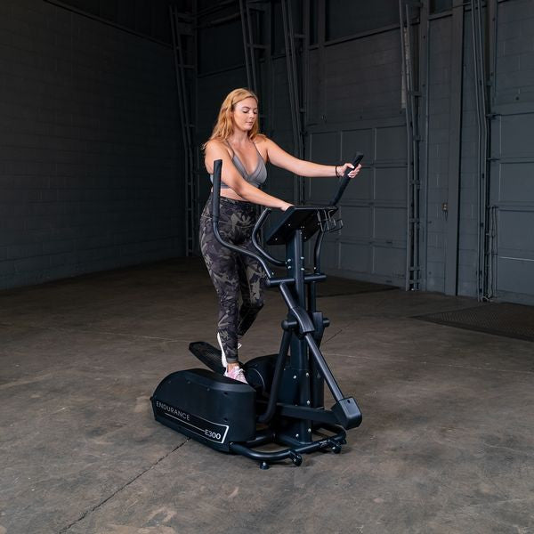 Body-Solid Endurance E300 Eliptical Trainer