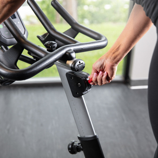 Octane Fitness Surge Indoor Cycle Bike