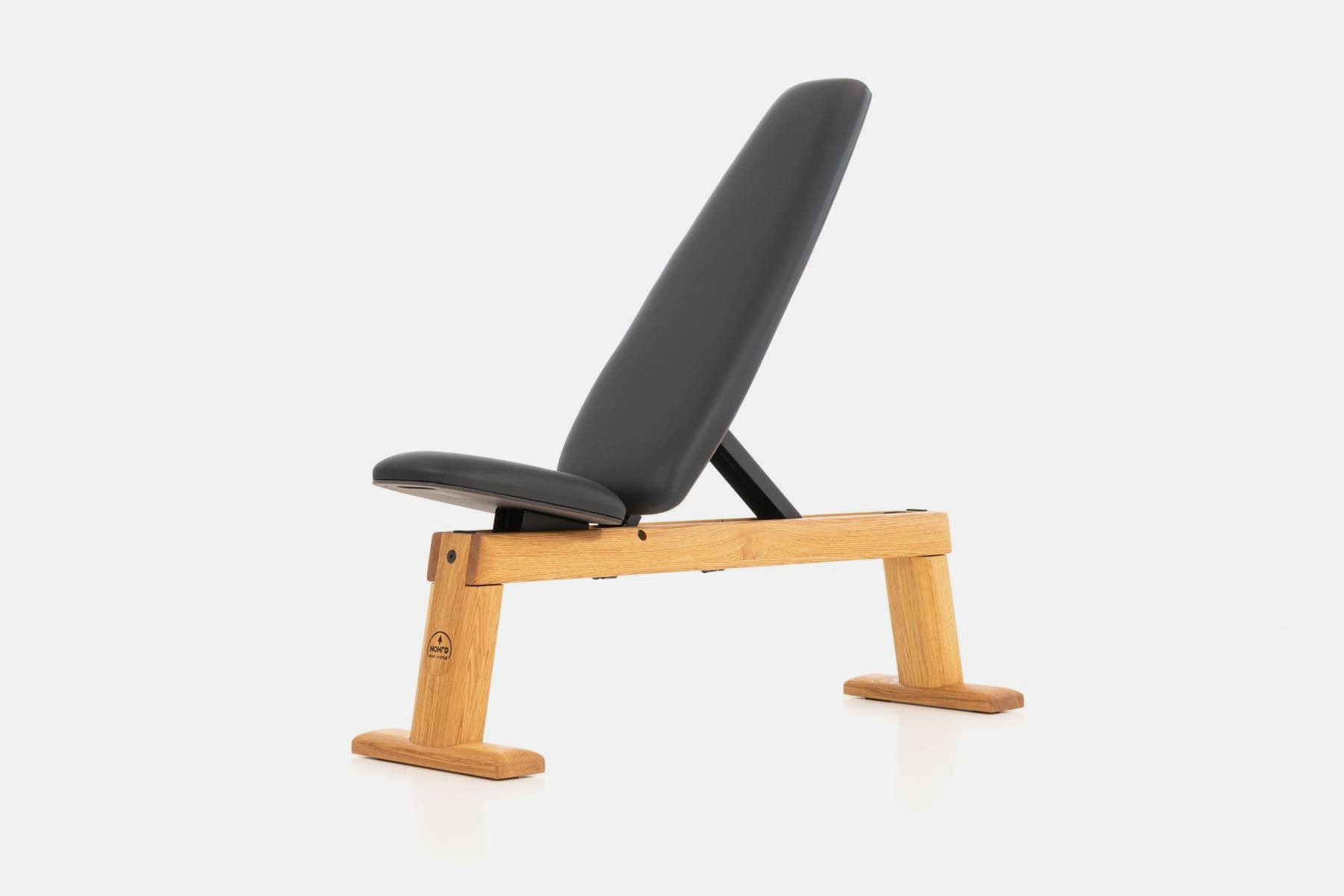 Weight Bench in Oak