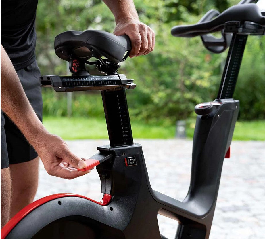 Life Fitness IC7 Indoor Group Cycle shown with TFT Computer - Included