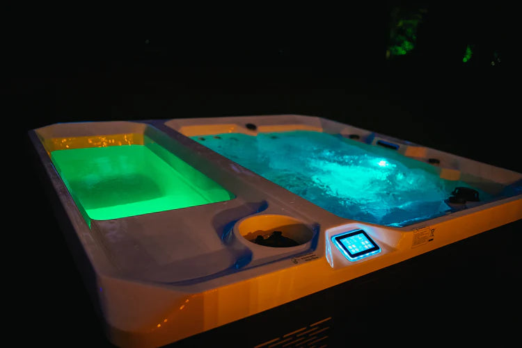 LIFETREND Sierra 3 Person Hot Tub & Cold Plunge Combo - Fitness Outlet
