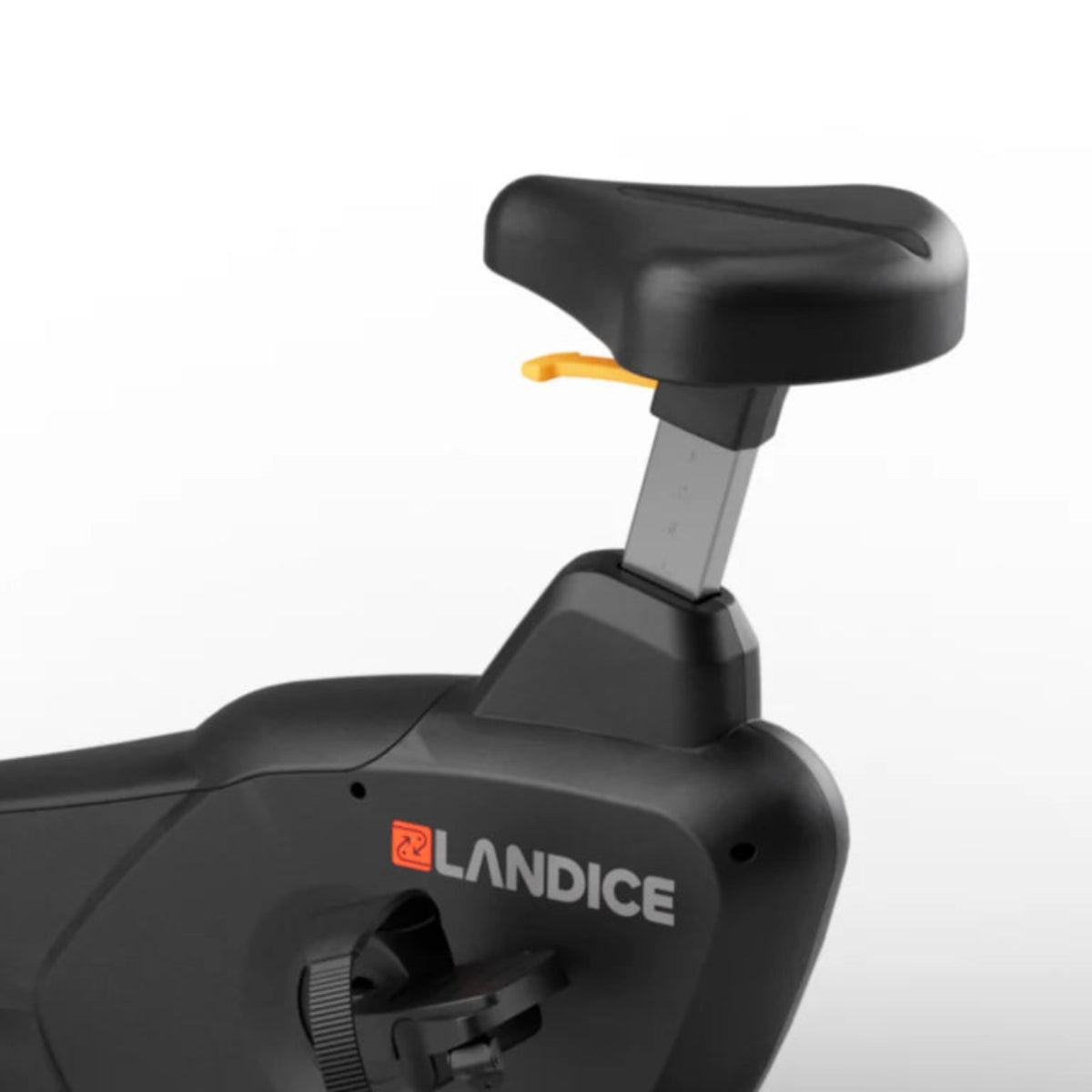 Landice U9 ACHIEVE Upright Bike