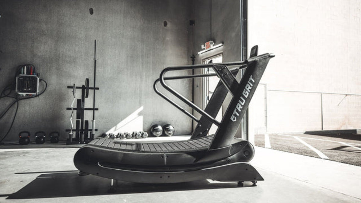 Tru Grit Fitness - Grit Runner Curved Manual Treadmill - Fitness Outlet