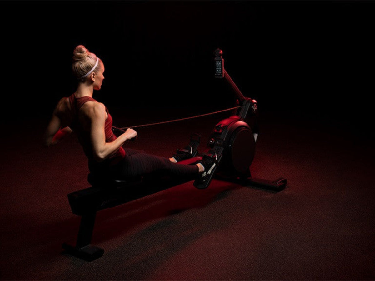 Life Fitness Heat Performance Row