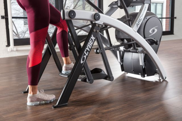 Burn More Calories: Cybex Total Body Arc Trainer for Total Fitness