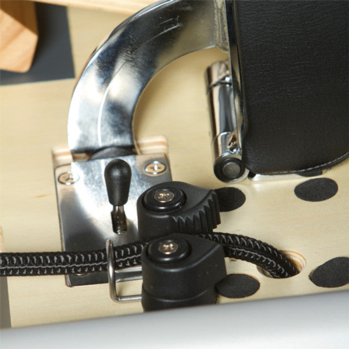 Peak Pilates MVe Reformer