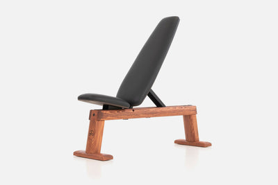 Weight Bench in Club
