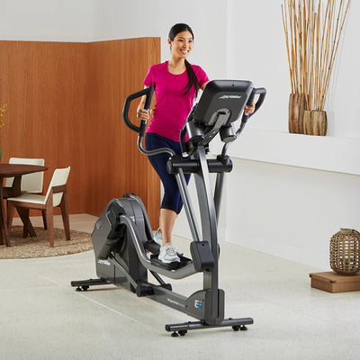 Life Fitness E5 Elliptical Cross Trainer with Go Console
